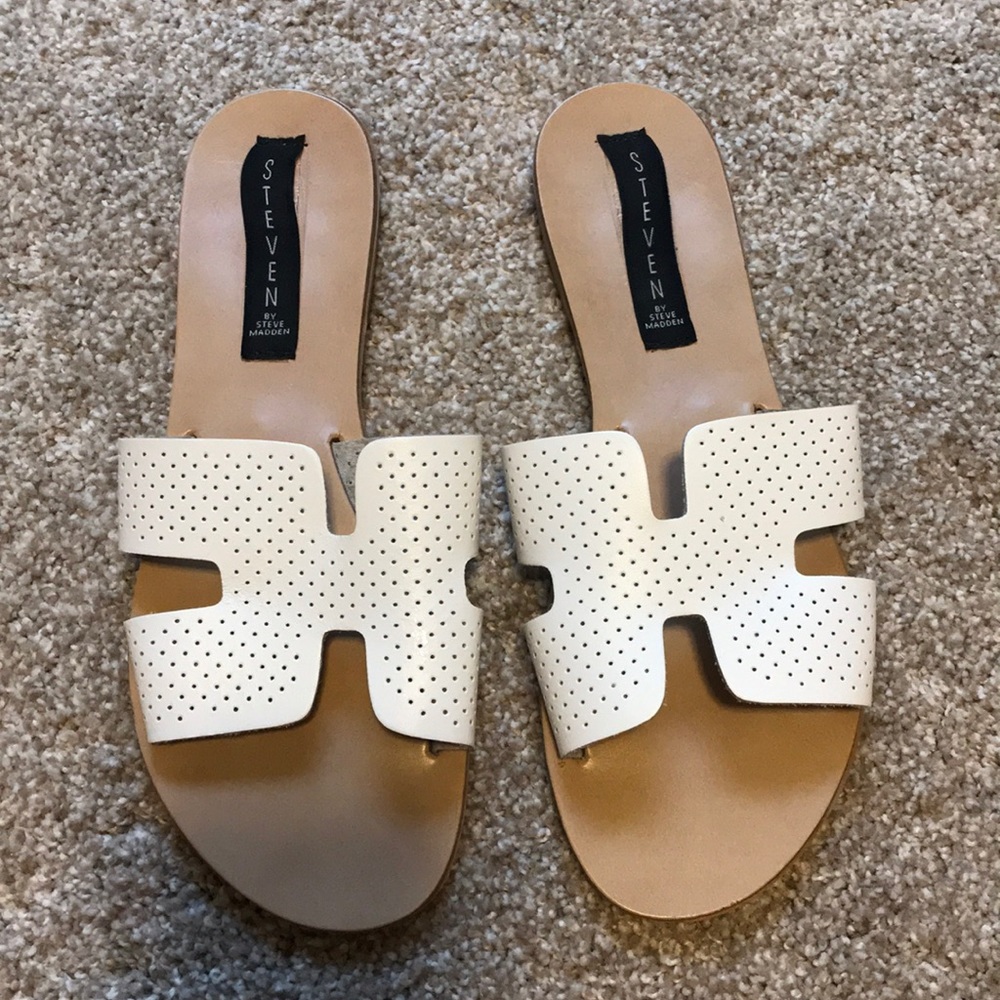 Steven by Steve Madden Greece Slides